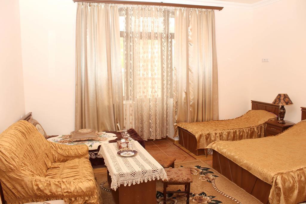 Hotel Mira Goris Exterior photo